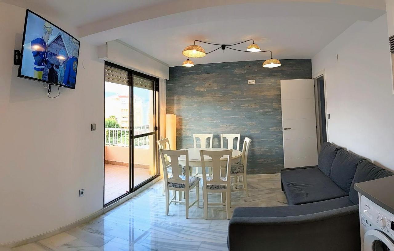 Salobrena - Primera Linea De Playa Junto Al Paseo Maritimo Exterior foto